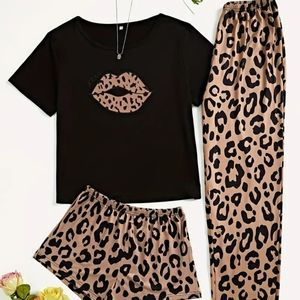 🤎🖤NEW🤎🖤SO CUTE!! Cheetah Print 3PC Pajama Set